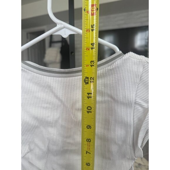 Urban Outfitters Out From Under Go For Gold Seamless Top in White Womens Size XS - Picture 5 of 8